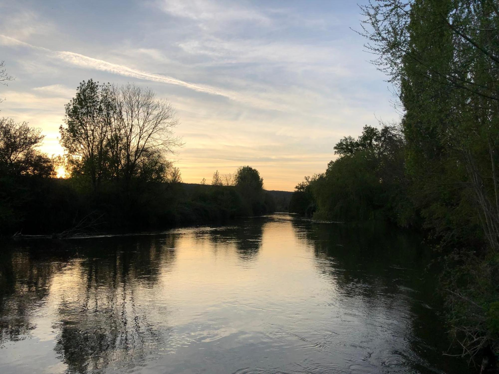 Gite La Cle Des Champs Villa Bueil  Buitenkant foto